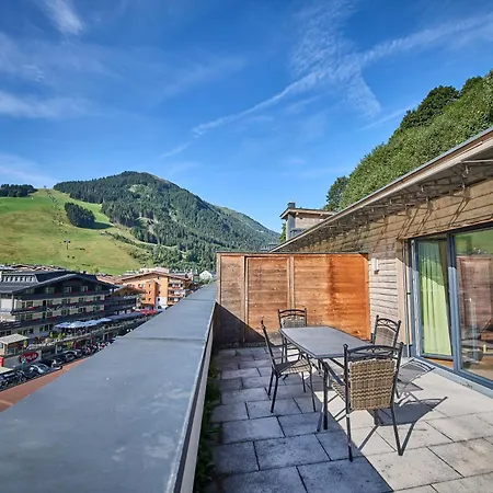 Apartment Intown Saalbach-Hinterglemm