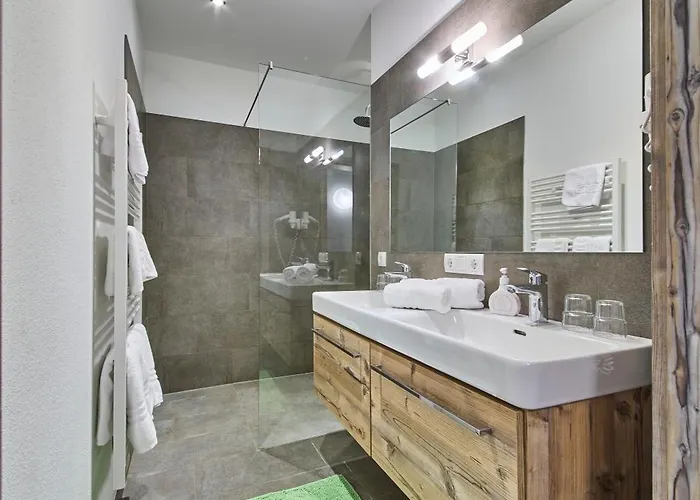 Intown アパート ザールバッハ・ヒンターグレム